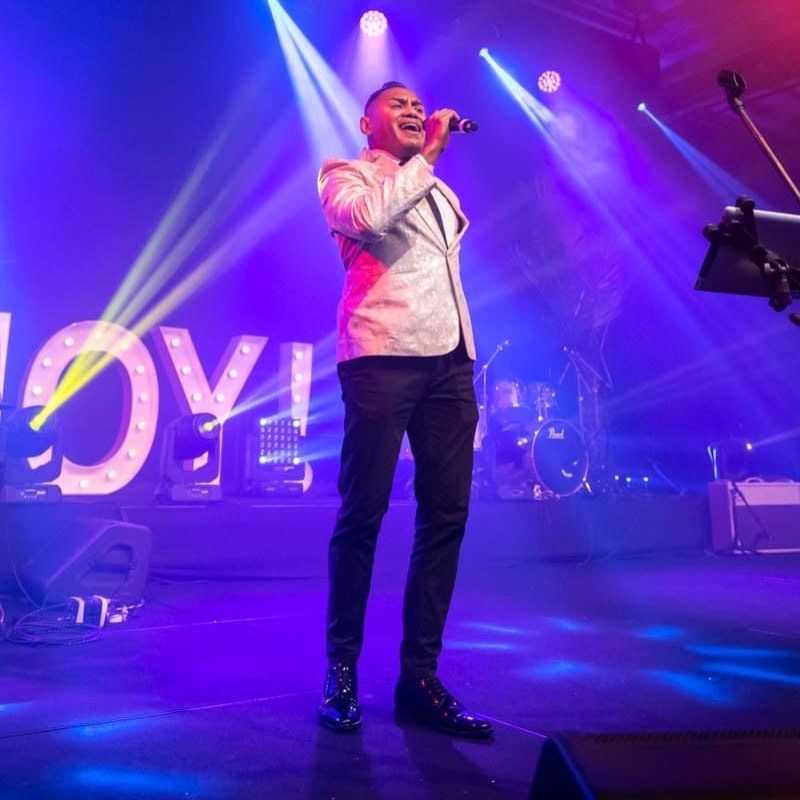 Jimmy Sogalrey Jimmy Sogalrey Singing