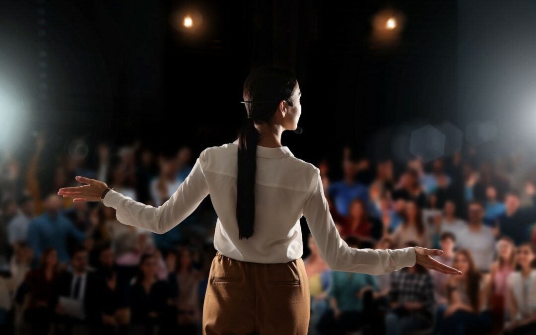 What Is a Keynote Speaker? Their Role and When Your Event Needs One