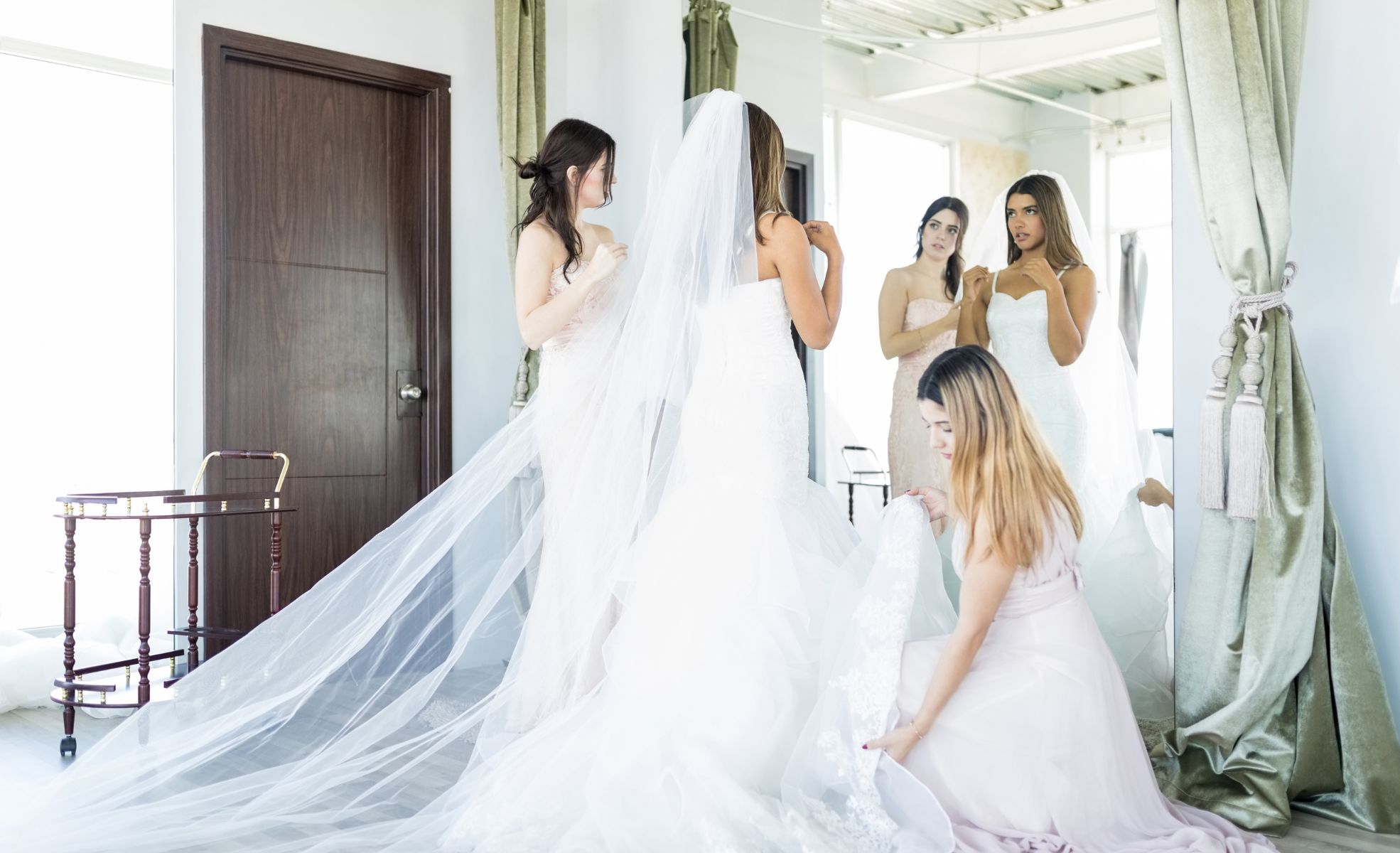 Bridal Party Getting Ready