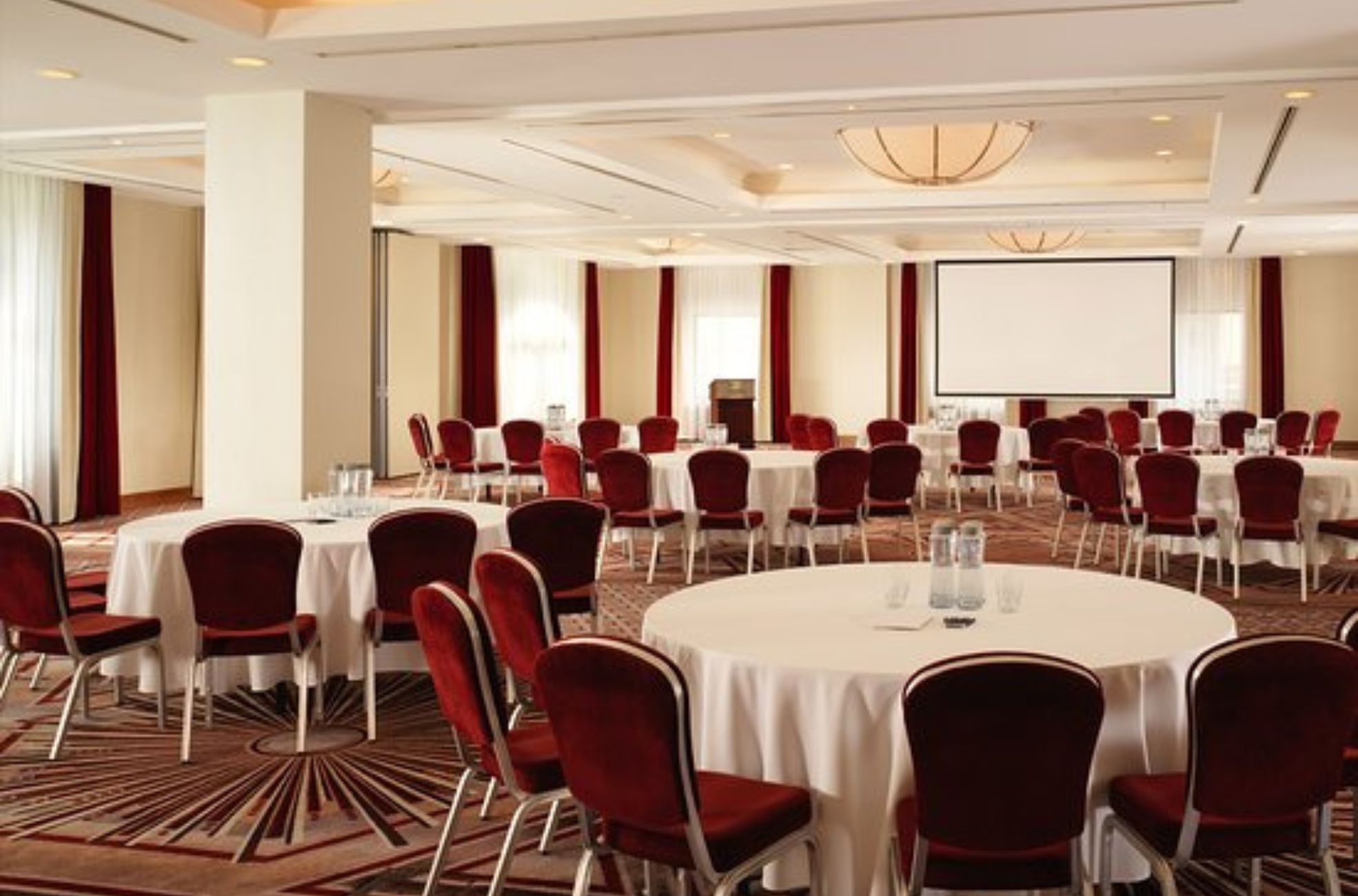 Cabaret-Style Seating For Conference