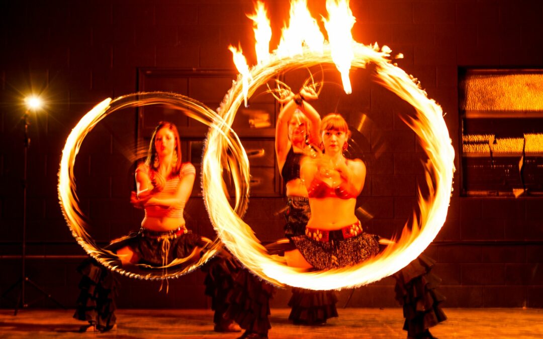 Booking Entertainment Without a Stage: Roaming, Pop-Up and Immersive Acts That Work Anywhere